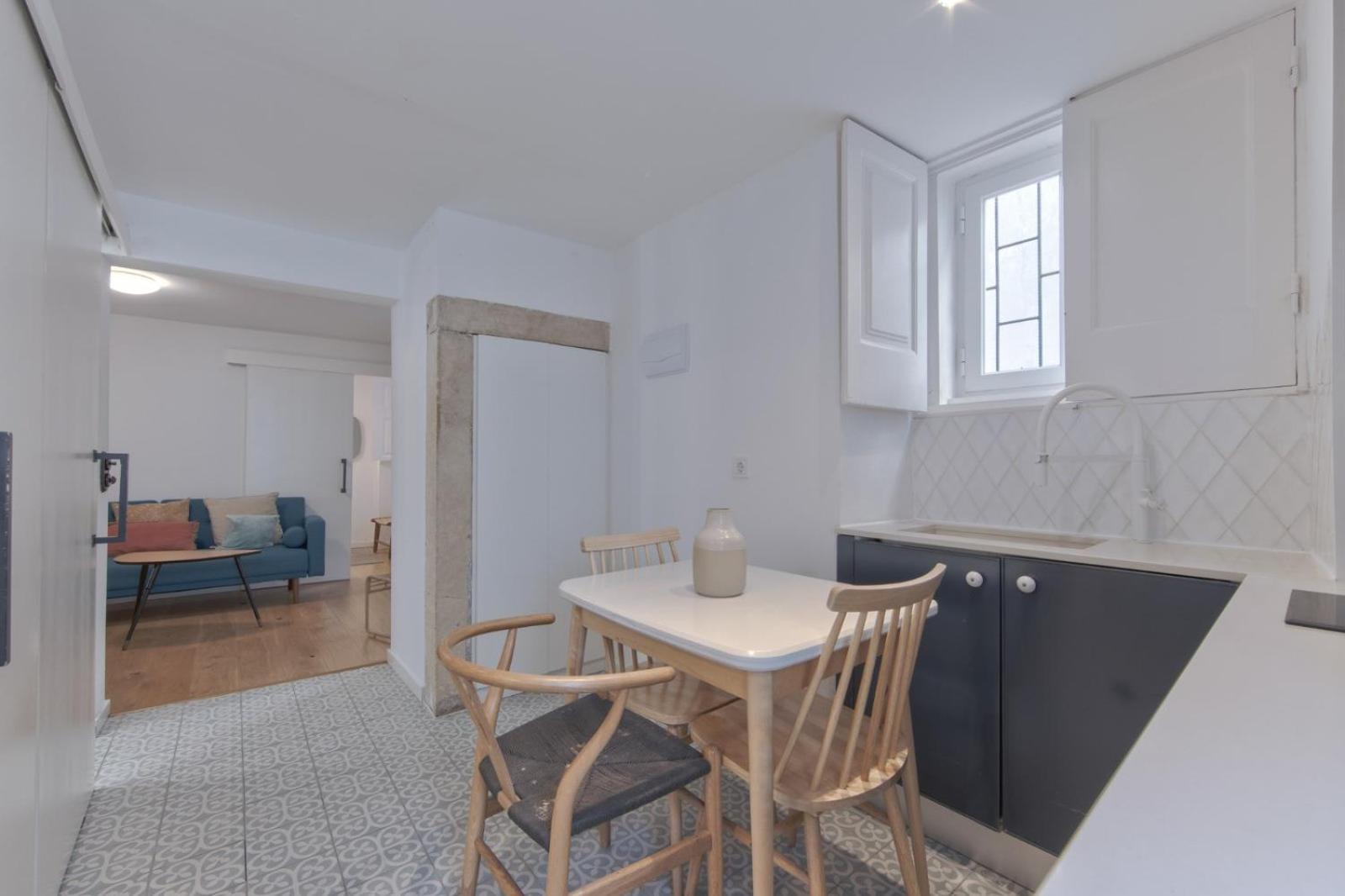 Apartment Alfama Design With Terrace By Homing *
